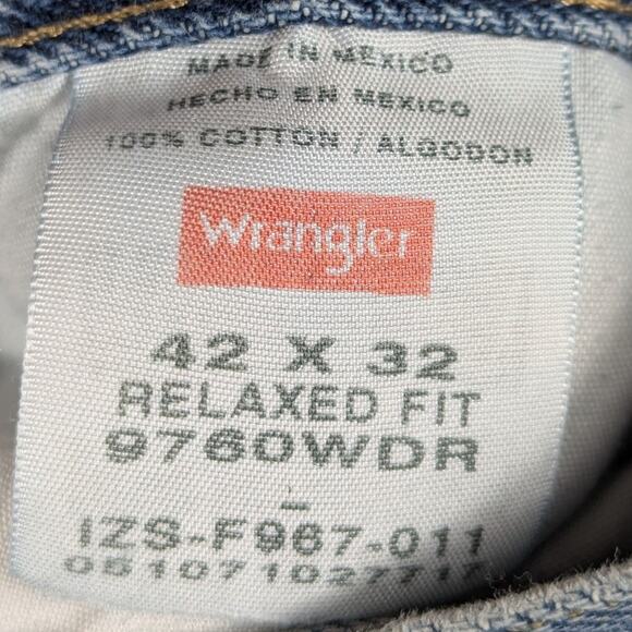 Wrangler Relaxed Fit Jeans 42x32 Blue Denim Made in Mexico Men’s 9760WDR - Picture 3 of 4